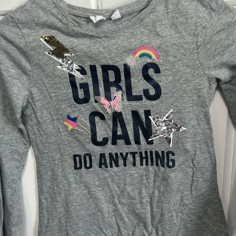 Long sleeves gray T-shirt